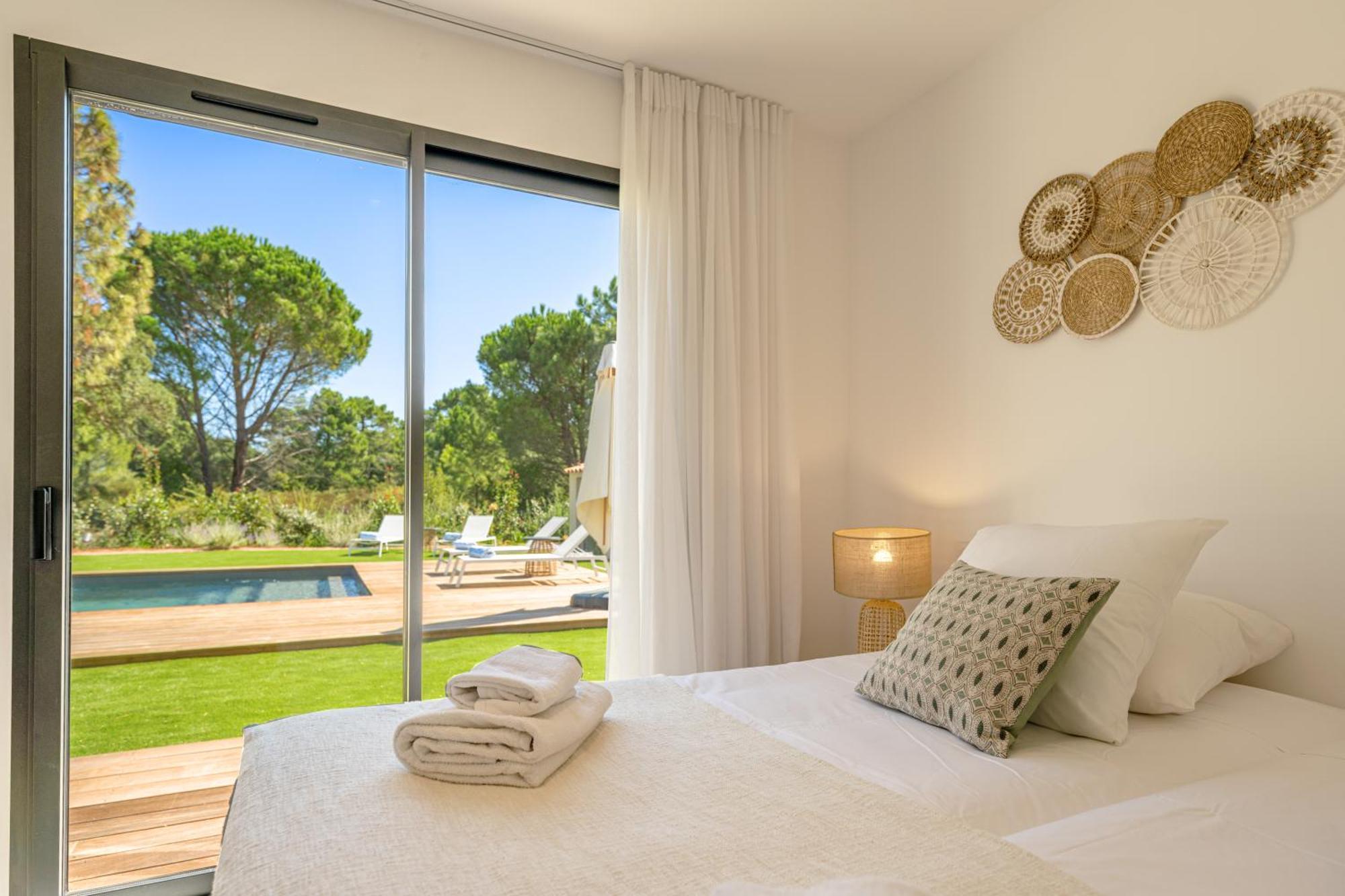 Calarossa Bay Resort Порто-Веккьо Экстерьер фото